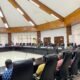 Rapat Dengar Pendapat (RDP) Komisi III DPRK Mimika bersama Koperasi TKBM Pelabuhan Pomako, Dinas Koperasi dan UMKM Kabupaten Mimika serta pihak terkait di Ruang Rapat Serbaguna DPRK Mimika, Jumat (28/8/2026). Foto: Faris/TimikaInfo.id