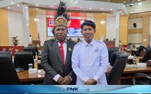 Wakil ketua Kelompok Khusus, Anton N Alom bersama Christoforus Valentino